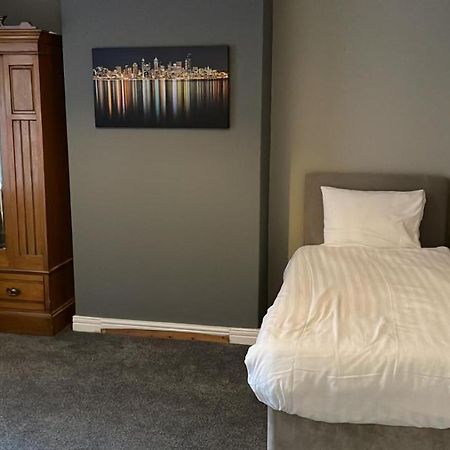 Chatsworth - Large Apartment Near Newcastle City Centre Saint Peters  エクステリア 写真