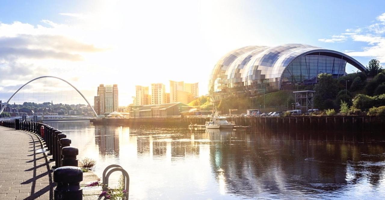 Chatsworth - Large Apartment Near Newcastle City Centre Saint Peters  エクステリア 写真