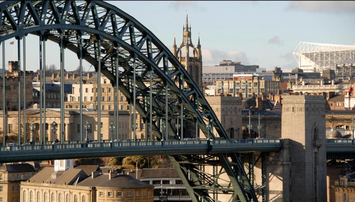 Chatsworth - Large Apartment Near Newcastle City Centre Saint Peters  エクステリア 写真